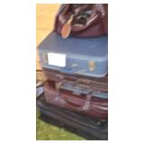 6 pcs Vintage Luggage-Upstairs