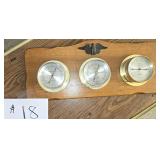 Barometer/Thermometer/Humidity Gauges
