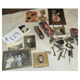 Vintage/Antique Collectibles, Keys,