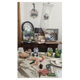Large Lot of Home Décor