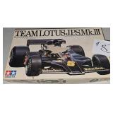 Team Lotus J.P.S MK. III 1:20 Scale, Unassembled