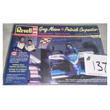 Revell Greg Moore & Patrick Carpentier 1:25 Scale,