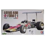 Lotus 49B Ford F-1 1:12 Scale, Unassembled