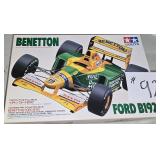 Benetton Ford B192 1:20 Scale, Unassembled