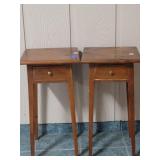 2 Wood Side Tables 2 Wood Side Tables