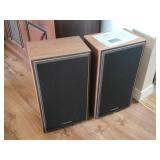 Realistic Nova-15 Oiled Walnut Speakers Realistic Nova-15 Oiled Walnut Speakers