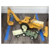 International 3444 Tractor & Garden Tractor International 3444 Tractor & Garden Tractor