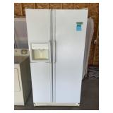 GE Side By Side Refrigerator GE Side By Side Refrigerator