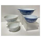 Vintage Pyrex Nested Mixing Bowls