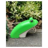 Super Cute Vintage Frog Phone Super Cute Vintage Frog Phone