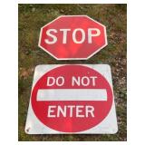 Metal Stop Sign, DO NOT ENTER Sign Metal Stop Sign, DO NOT ENTER Sign