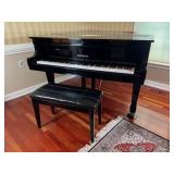 Shumann Baby Grand Piano G-82