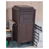 Antique Columbia Grafonola Phonograph