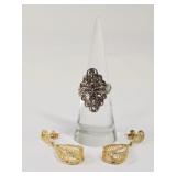 6.12 Grams 14K Gold Jewelry: Ring & Earrings