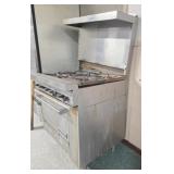 US Gas Range, 6 Burner w/ Oven