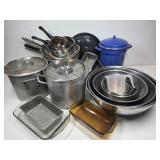Restaurant Supplies: Stainless Steel Bowls, Pots