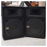 2 Yamaha Speaker Systems Model SM15V