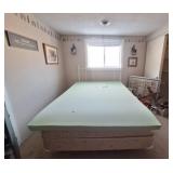 Queen Bed, Lizzie High Ladie & Friends, Wall Art