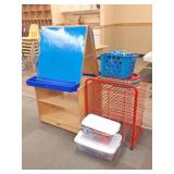 JonTi-Craft Art Easel: Double Sided w/ Drying Rack