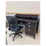 Desk & Computer Chair