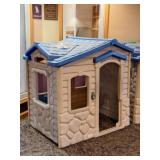 Little Tikes Outdoor Playhouse