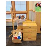 4 Doll Beds, 1 Cradle, Dresser & Hall Tree