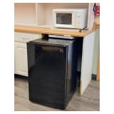 Kenmore Dorm Fridge/Freezer & Daewoo Microwave