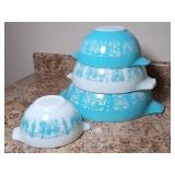 Pyrex Amish Butterprint Mixing Bowls