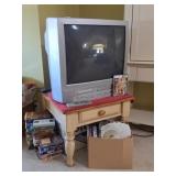 Magnavox TV VHS/DVD, DVDs, VHS Tapes