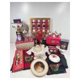 Anchor Hocking 12 Days of Christmas Glasses, Decor