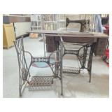 Antique Treadle Singer Sewing Machine & Base