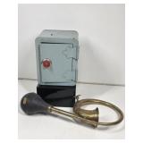 Childï¿½s Safe & Vintage Car Horn