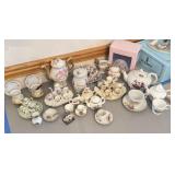 Miniature Teasets, Reutter Porzellan Miniatures