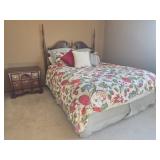 3 Piece Queen Bedroom Set - Block Front Style