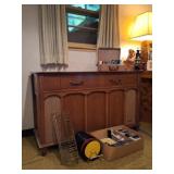 Magnavox Console Stereo & Turntable, Records
