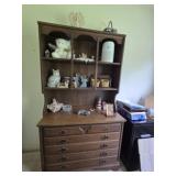 Full Size Bed, Bedding, Dresser/Hutch, Laminator