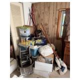 Cleaning Supplies, Rubbermaid Mop Wringer, Rags