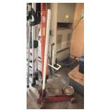 Norco 2 1/4 Ton Hydraulic Floor Jack