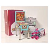American Girl: Julie's Pinball Machine, Theatre
