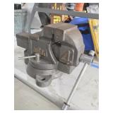 Allied 4 Vise