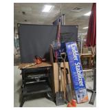 12ft Aluminum Ladder & Stabilizer, Yard Tools