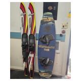 Skis, Wake Board