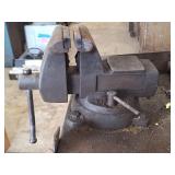 Unbranded Vise