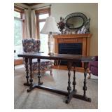 Vintage Solid Wood Sofa Table & Porcelain lamp