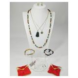 4.38 Grams 14K Gold, Chinese Jade Jewelry