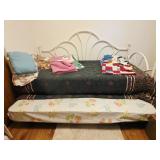 Day Bed w/ Trundle & Bedding