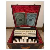 Cellini Accordion