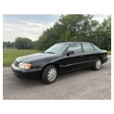 1999 Toyota Avalon with Title, 118,653 Miles
