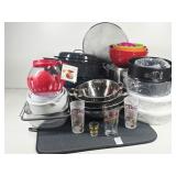 FrontGate Bowl, Micro-Popper & Cake Pans