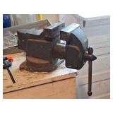 Craftsman 4in Bench Vise